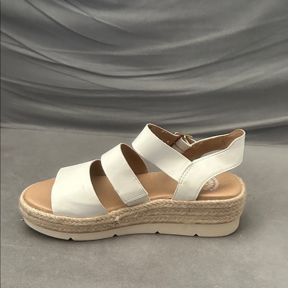 Dr Scholls White Espadrille Sandals - Picture 4 of 10